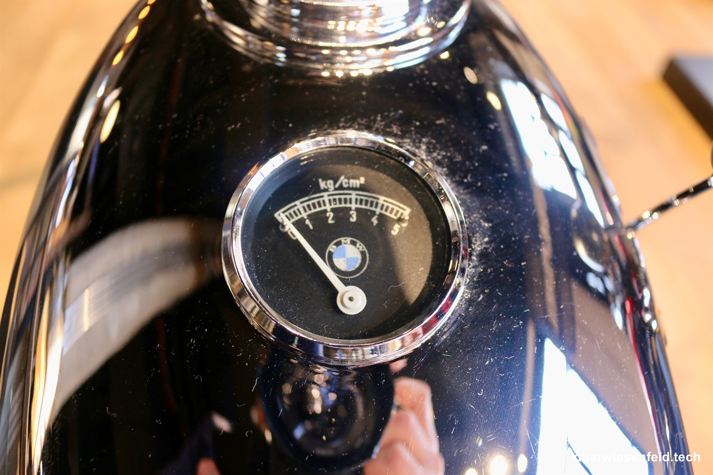 Restaurierte BMW R7 - Aufgenommen in der BMW Motorrad Welt Berlin am 27.03.2025